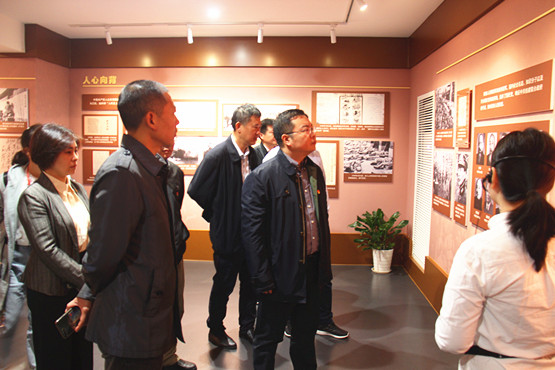 玄武湖街道关工委组织“五老”参观梅园新村纪念馆 (4).jpg