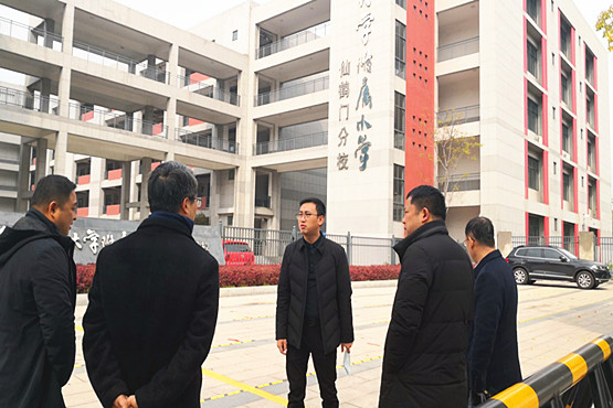 玄武湖街道为辖区学校顺利开课复学保驾护航 (1).jpg