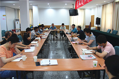 玄武区关工委召开校外教育辅导站暑期活动推进会 (3).jpg