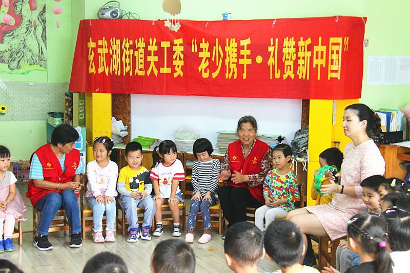 “烈士纪念日”讲英雄故事传承红色基因 (1).jpg