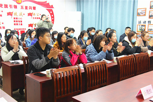 玄武湖楼宇关工委举行党的十九届五中全会精神宣讲会 (5).jpg