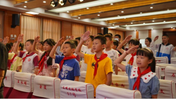 江北新区举办南京第七届城区中小学生科技夏令营江北分营开营仪式299.png