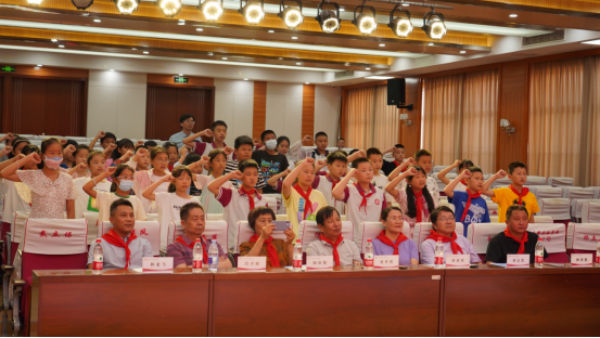 江北新区举办南京第七届城区中小学生科技夏令营江北分营开营仪式578.png