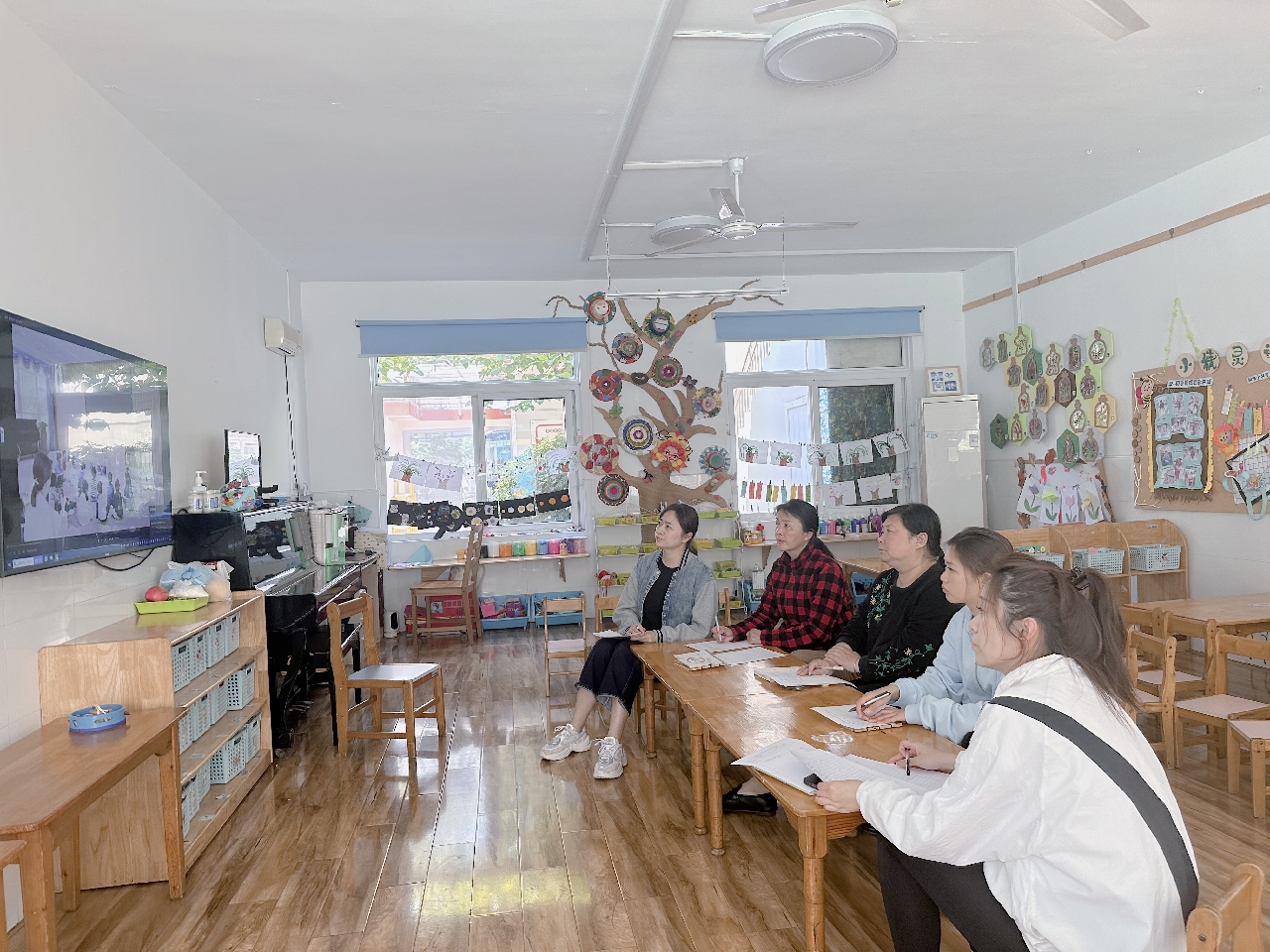 2023年5月9日沿河幼儿园开展语言学习共同体教研活动.jpg