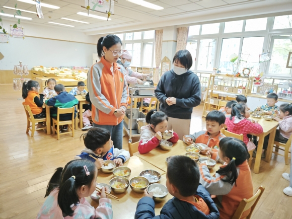 img4.jpg