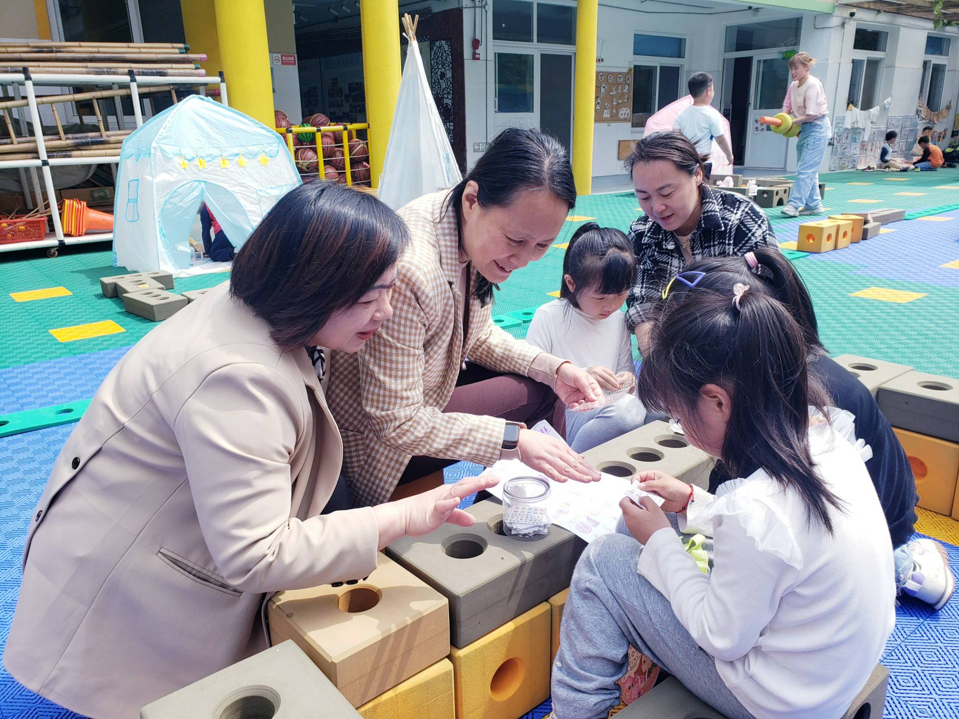 2024年4月16日沿河幼儿园迎接建邺区教育系统四月份挂牌督导.jpg