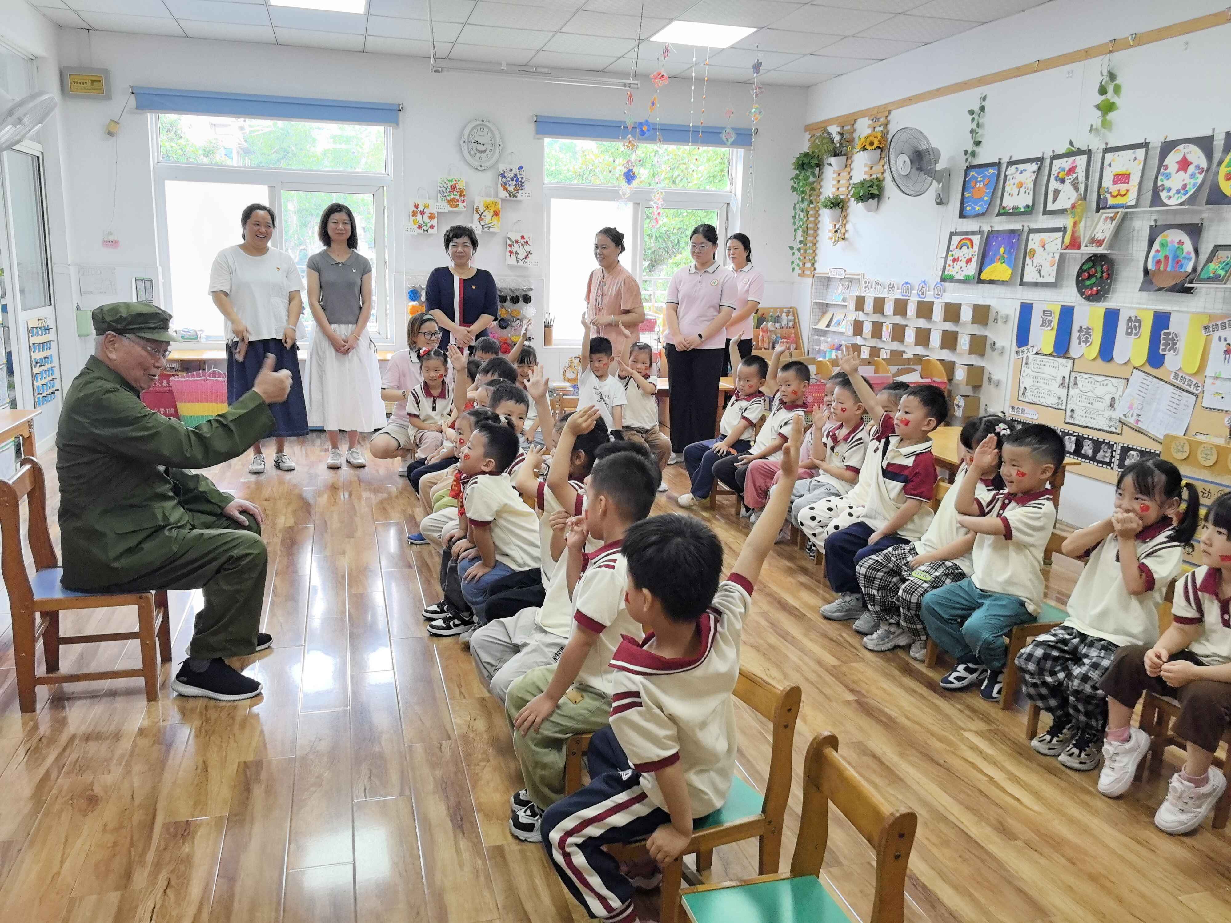 沿河幼儿园开展“童心爱国，喜迎国庆”国庆主题活动.jpg
